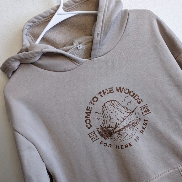 Tops - "Come to the woods Here to rest" Hoodie